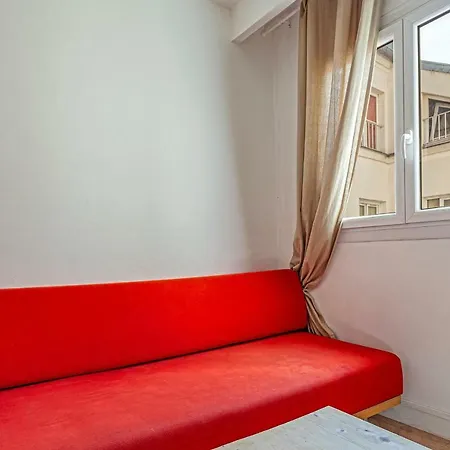Lovely Studio, Sleeps 2 Nr Saint Germain *
